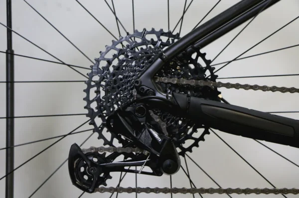 titan racing cypher gen 2 rs carbon pro (2025) TITAN RACING Cypher Gen 2 RS Carbon Pro (2025)